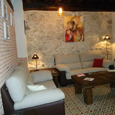 Puerta Grande Fogadó 3*